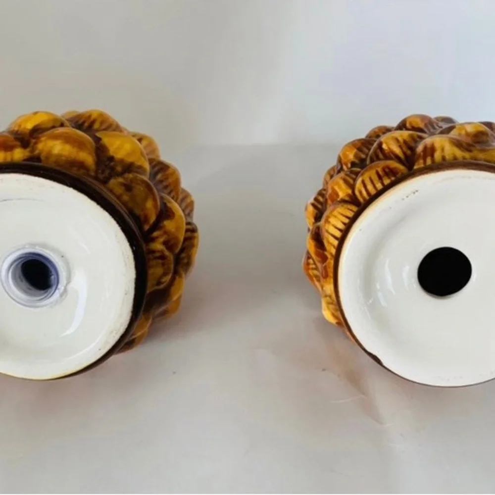 Pine Cone Salt and Pepper Shakers Ceramic Woodland Camp Winter Cottage read*